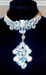 Load image into Gallery viewer, Ladies&#39; Crystal Pendant Choker
