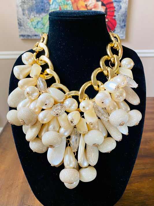 Ladies Lustrous Pearl Stone Statement Necklace