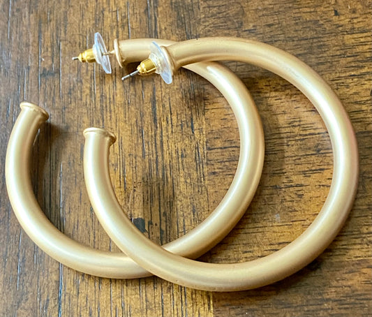 Ladies Matte Gold Hoops