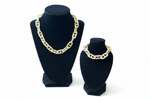 Load image into Gallery viewer, Matte Gold Textured Chain Link Bracelet
