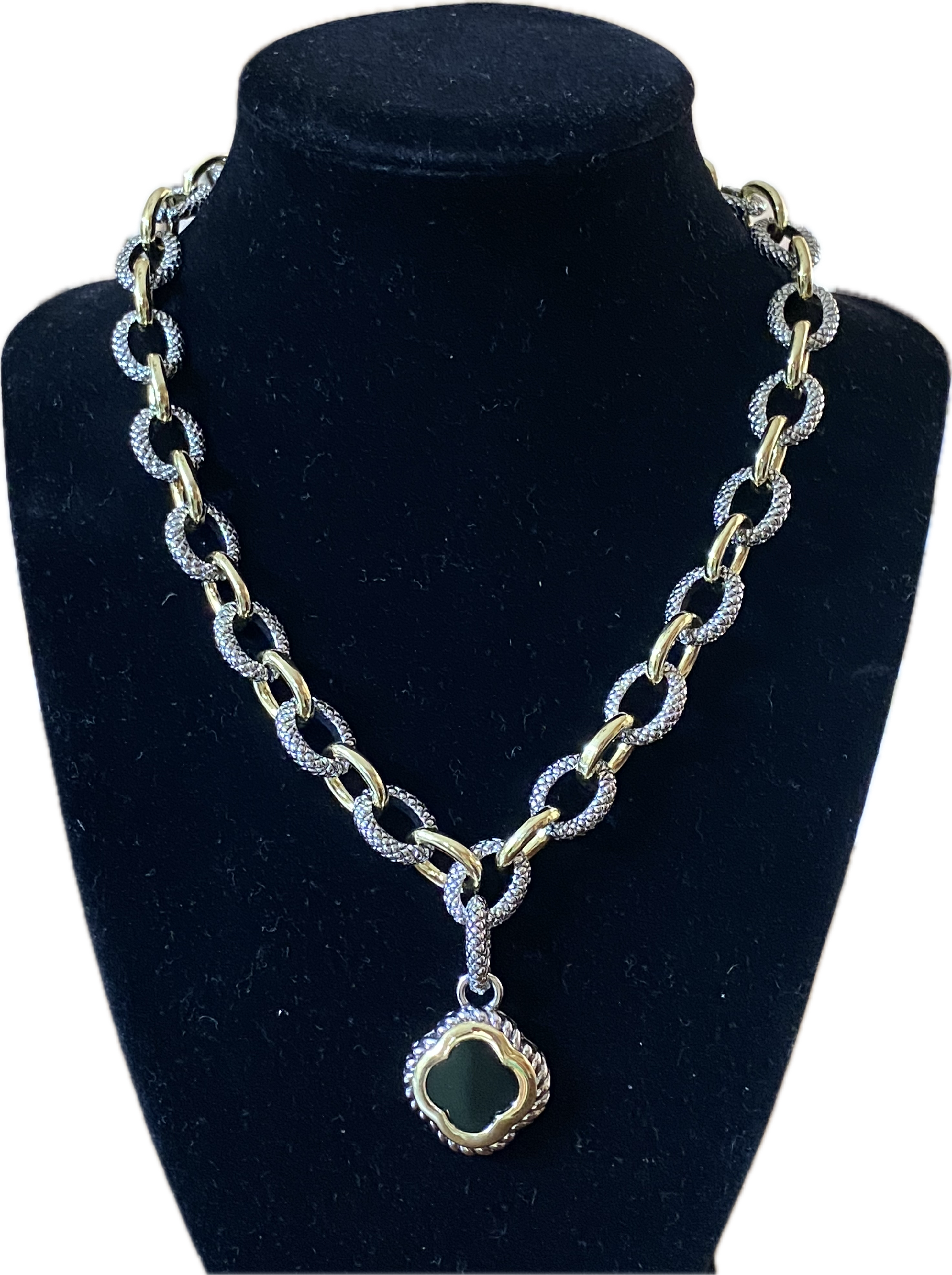 Ladies' Chain Link Clover Pendant Necklace Set