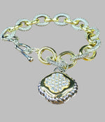 Load image into Gallery viewer, Ladies&#39; Multi-tone Chain Link Clover Bracelet
