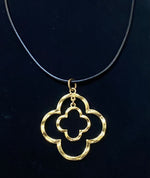 Load image into Gallery viewer, Open Clover Pendant Necklace
