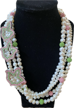 Load image into Gallery viewer, Pink and Green Pearl Ivy Necklace
