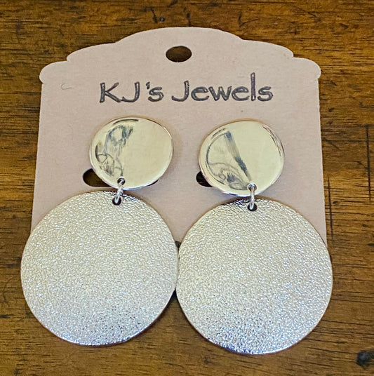 Ladies Silver Circular Clip-On Earrings