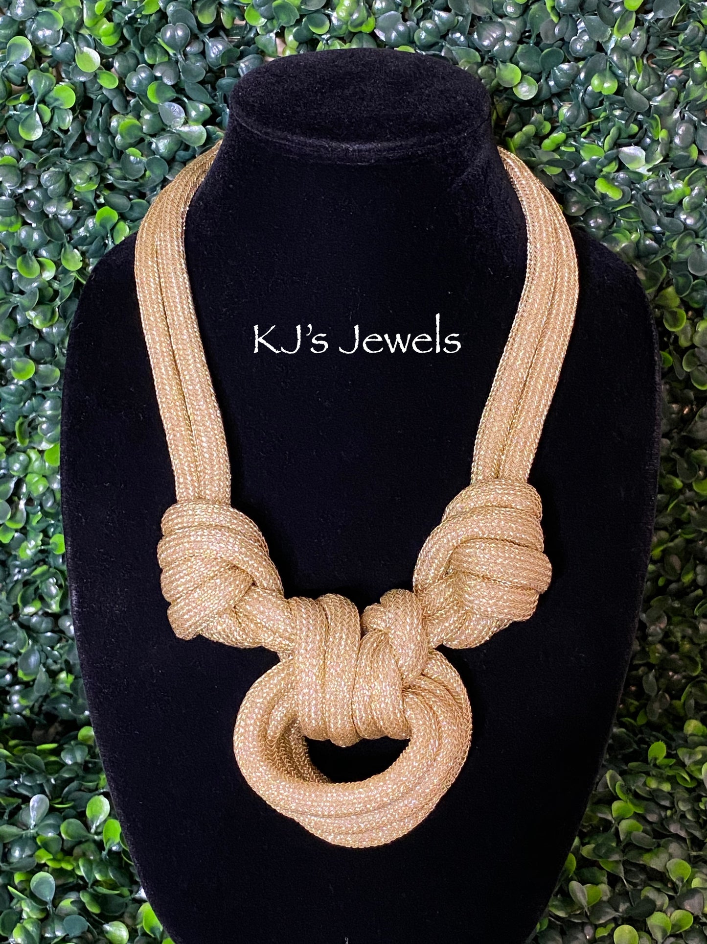 Ladies Fabric Knotted Necklace