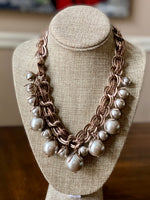 Load image into Gallery viewer, Matte Metallic Rose Gold Chain Link and Pearl Necklace
