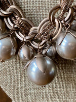 Load image into Gallery viewer, Matte Metallic Rose Gold Chain Link and Pearl Necklace
