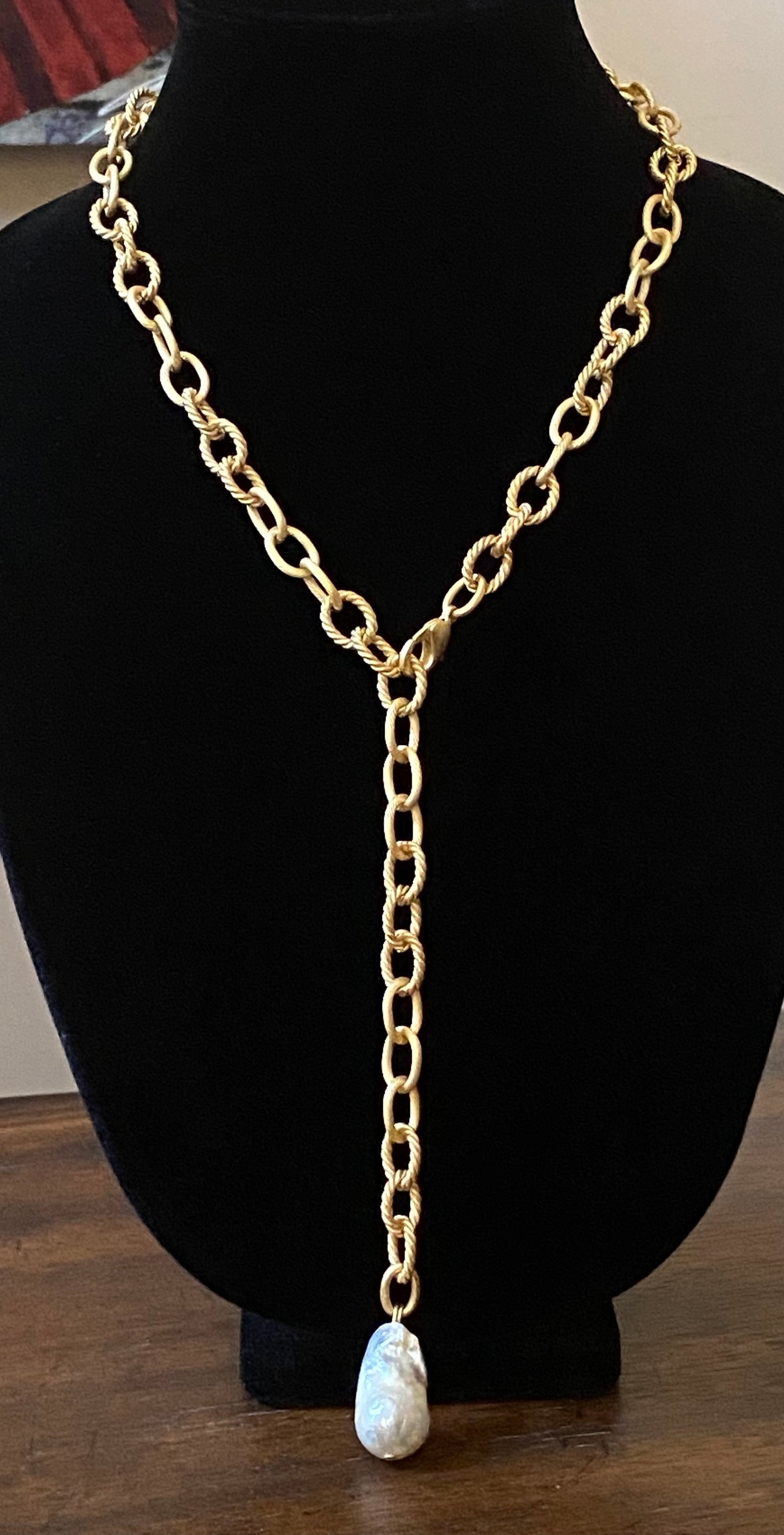 Matte Gold Mixed Chain with Baroque Pearl Pendant