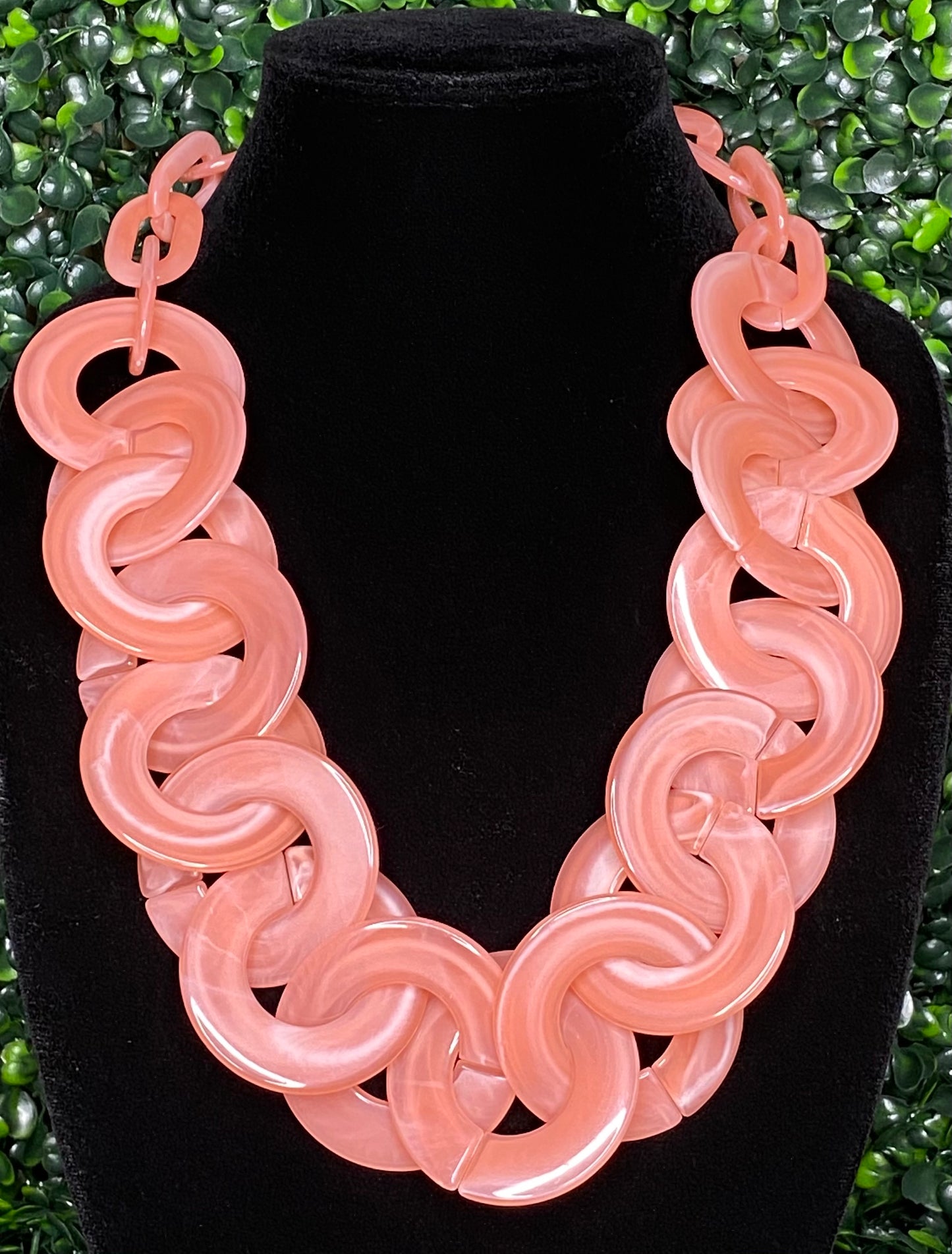 Marbled Resin Chain Link Necklace