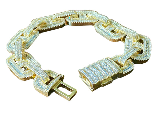 Extra Large CZ Baguette Gucci Link Bracelet-Unisex